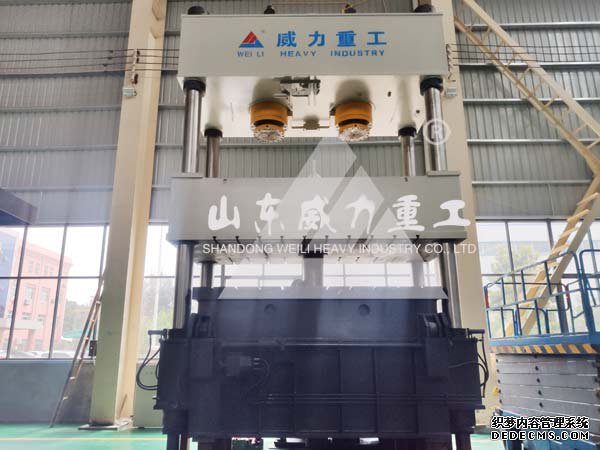 800噸液壓墊拉伸機圖片